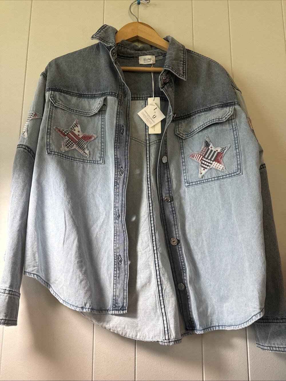 Bluivy Blue Denim Jacket Womens Size Medium New Distressed Stars VV